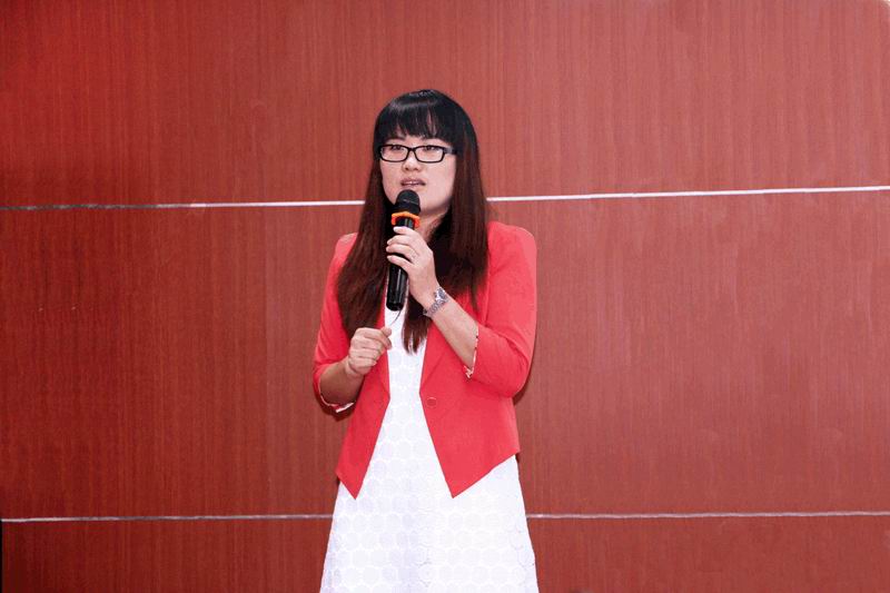 董云教材老师英语高中图片